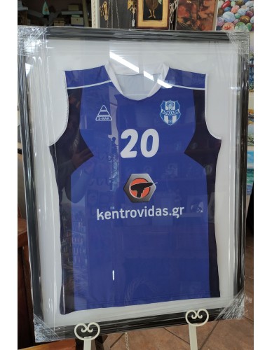 ΚΟΡΝΙΖΑΡΙΣΜΑ ΜΠΛΟΥΖΑΣ