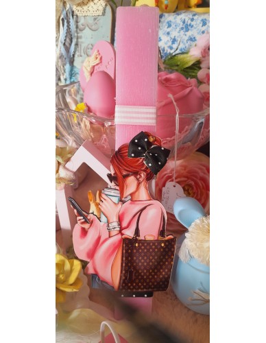 ΛΑΜΠΑΔΑ ΚΟΡΙΤΣΙ ΣΕ ΒΟΛΤΑ