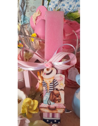 ΛΑΜΠΑΔΑ ΚΟΡΙΤΣΙ ΠΟΥ ΤΑΞΙΔΕΥΕΙ